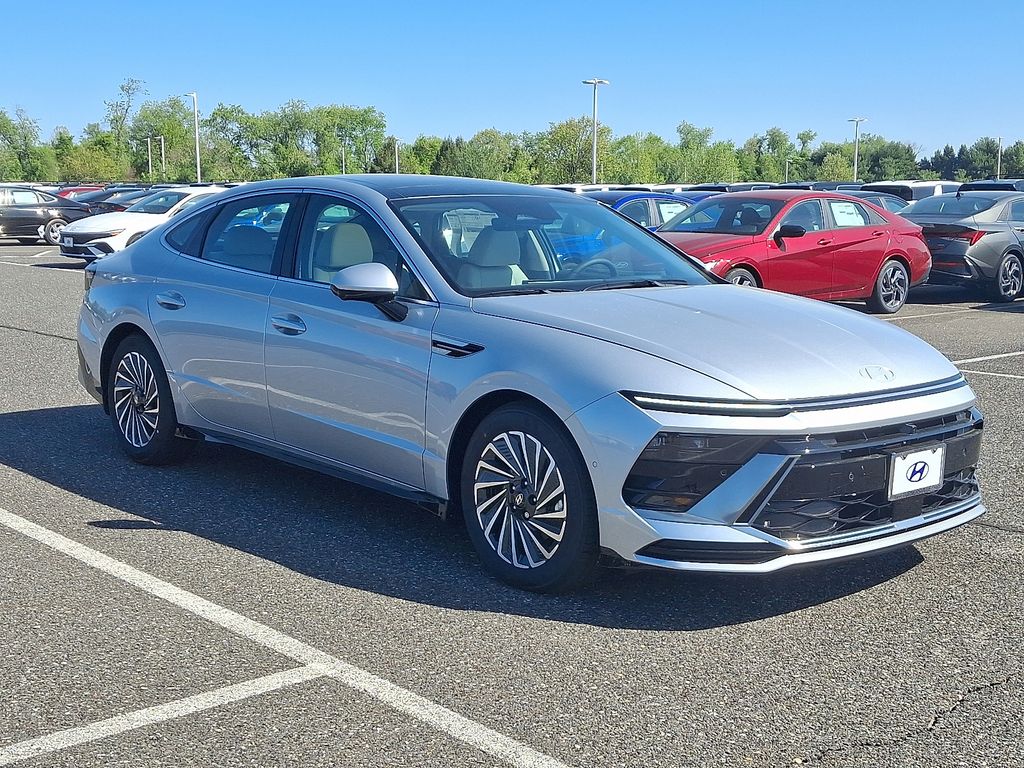 Thumbnail: 2025 Hyundai Sonata - 2