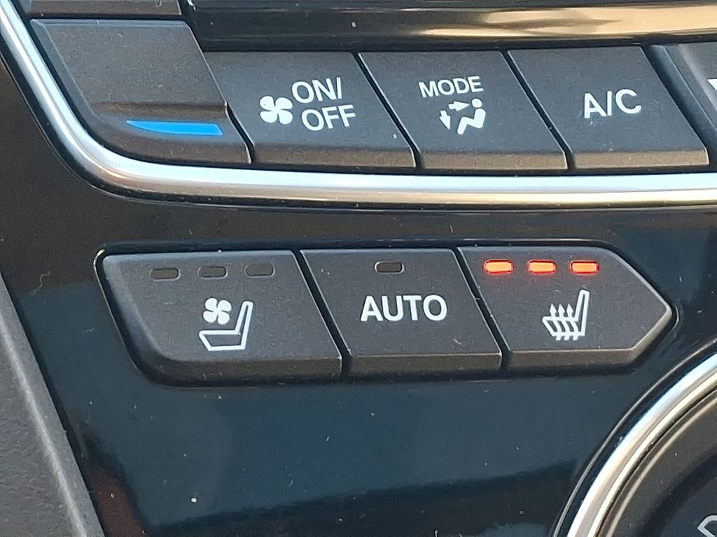 Thumbnail: 2024 Acura RDX - 26