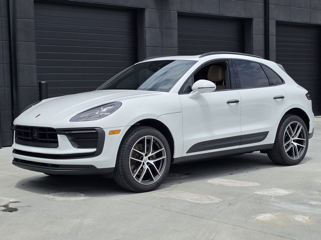 2026 Porsche Macan