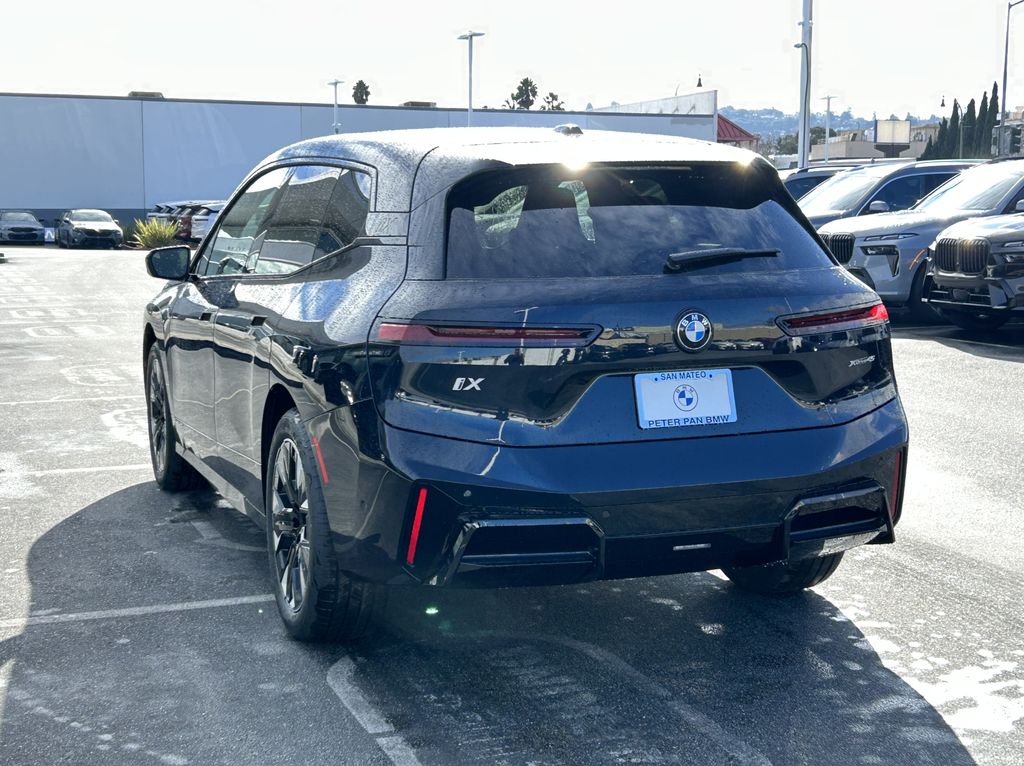 Thumbnail: 2026 BMW iX - 3