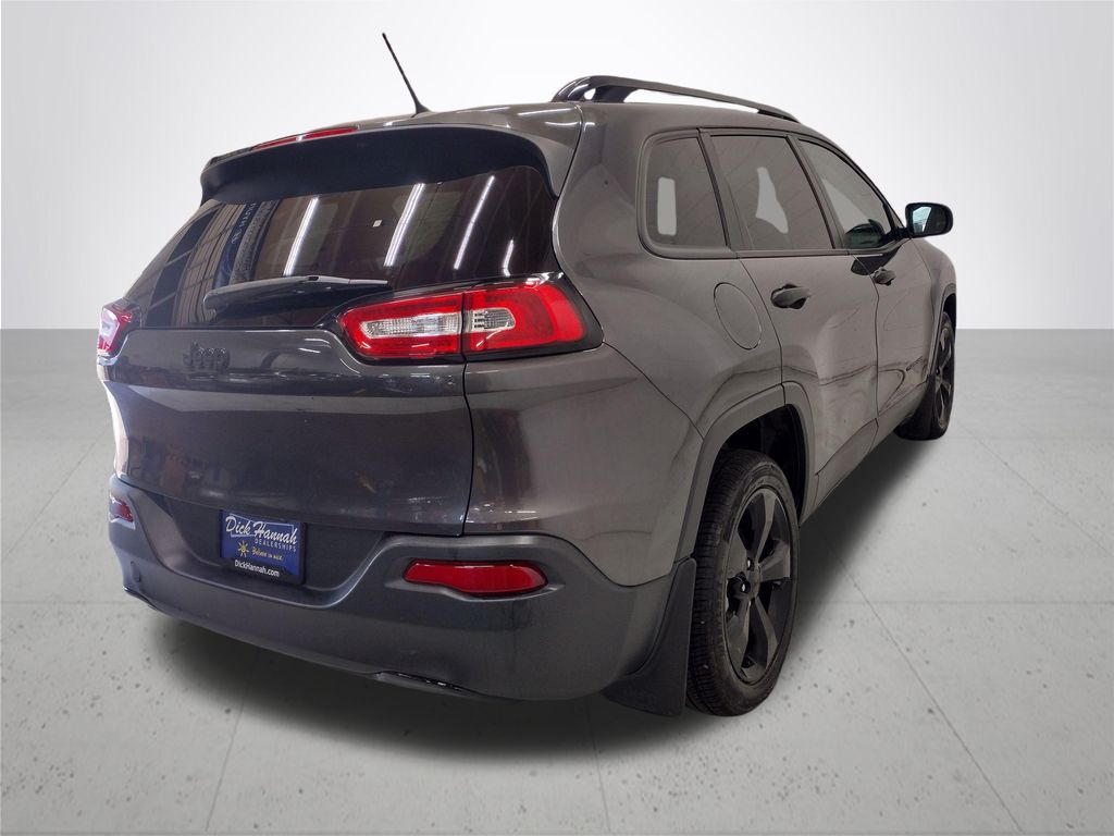 2017 Jeep Cherokee Sport