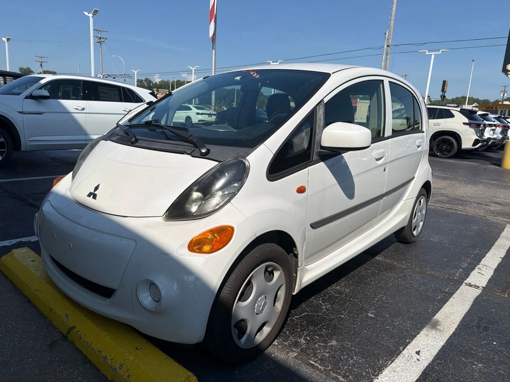 White 2012 Mitsubishi i-MiEV Coupe 1-Speed Automatic