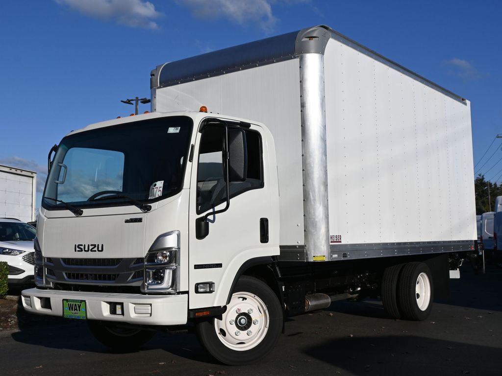 2024 Isuzu NPR HD 