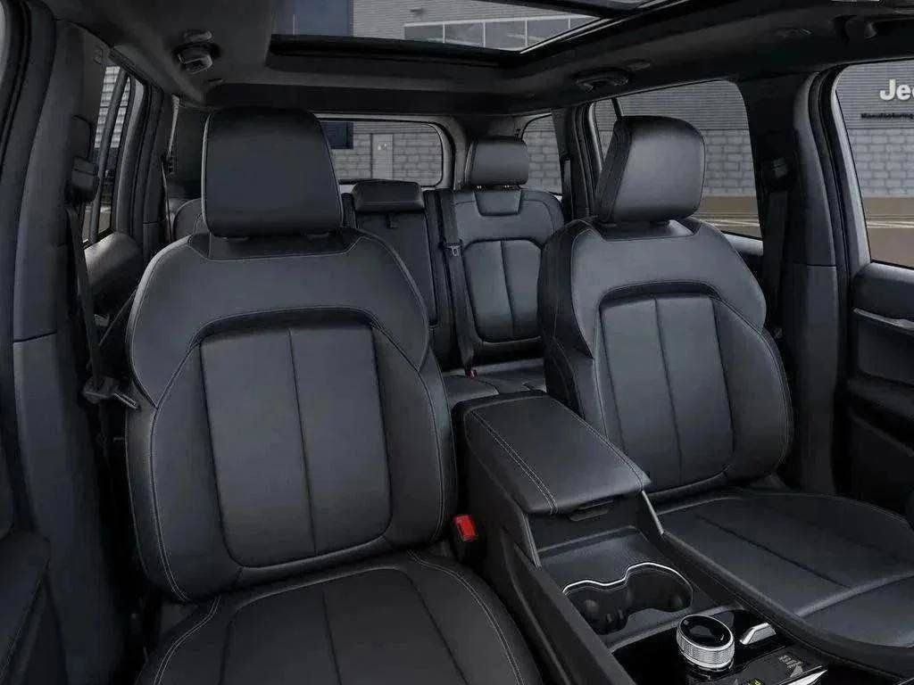 New 2026 Jeep Grand Cherokee SUV