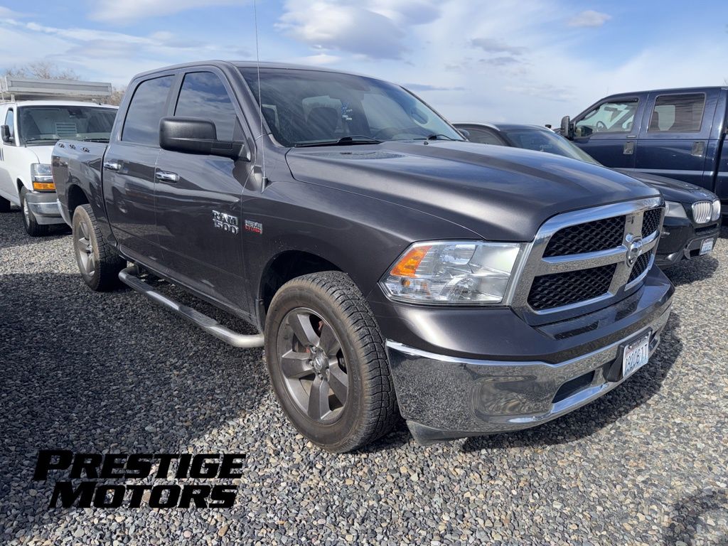 2017 RAM 1500 SLT Crew Cab 4WD