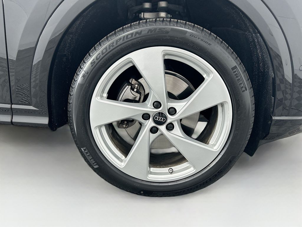 Thumbnail: 2025 Audi Q5 - 31