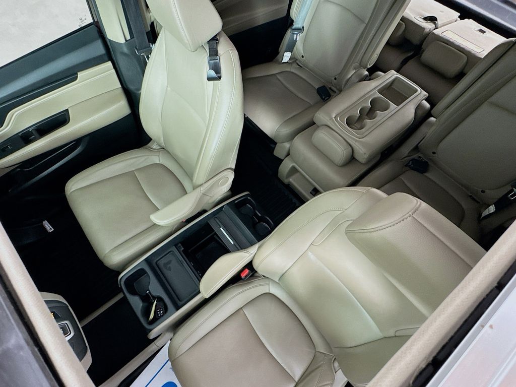 Used Car 2020 Honda Odyssey  Ex-l For Sale Under $25,000 In Austin, Texas