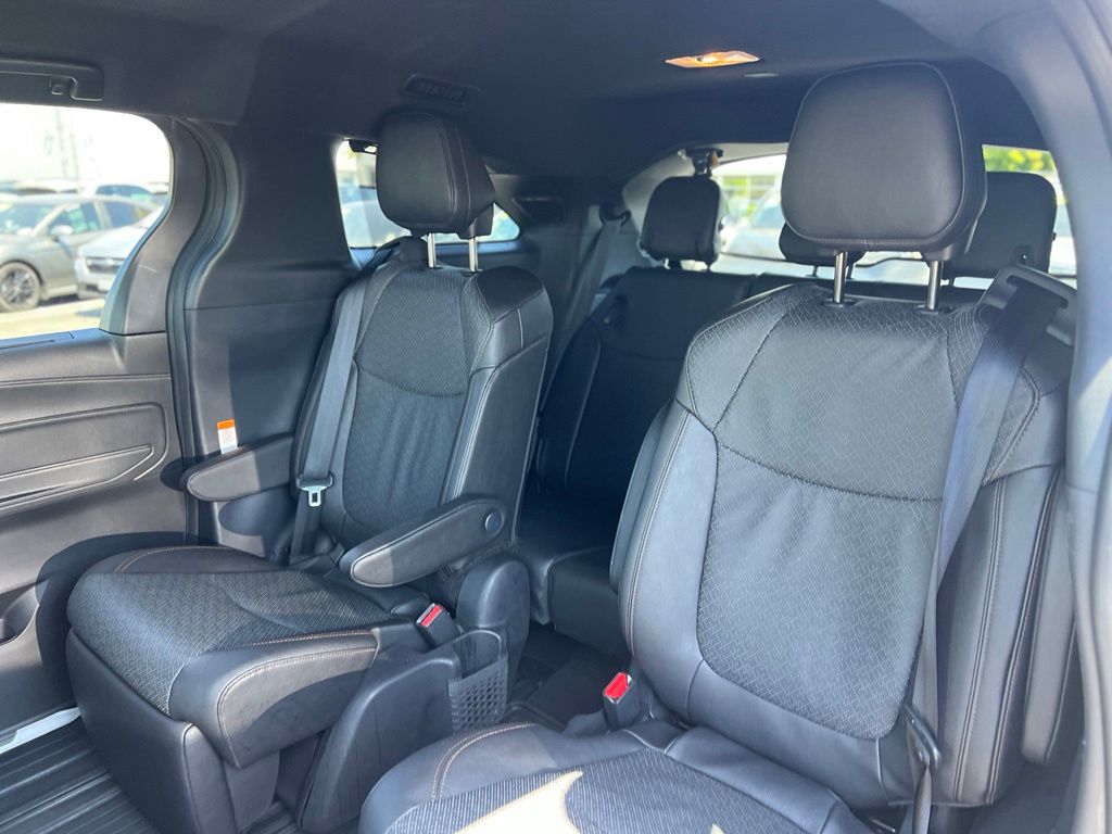 Used 2026 Toyota Sienna Van
