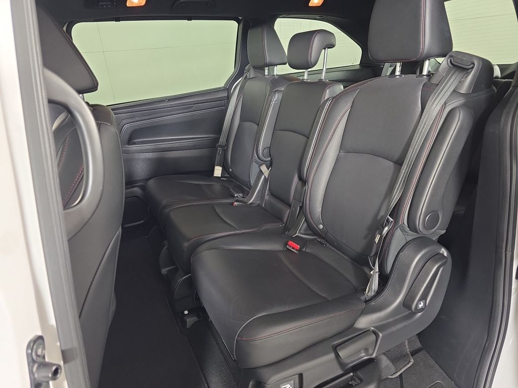 Certified Used 2025  Honda Sport-L image 18