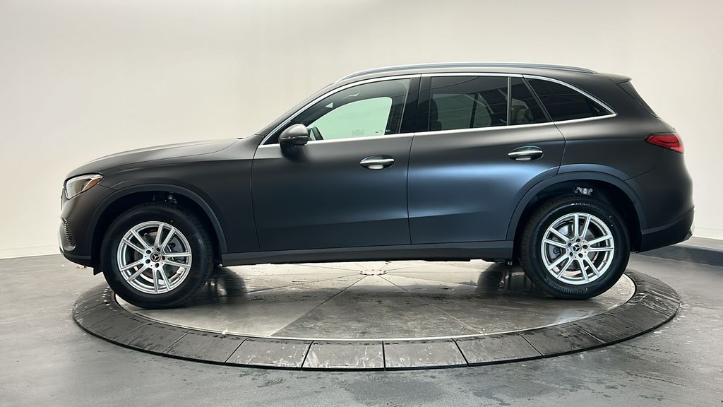 2025 Mercedes-Benz GLC 300 4