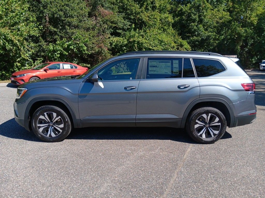 2024 Volkswagen Atlas 2.0T SE 2