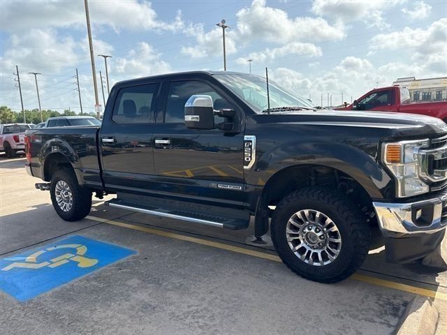 Black Metallic 2020 Ford F-250 Super Duty Pickup Truck Four-Wheel Drive Automatic