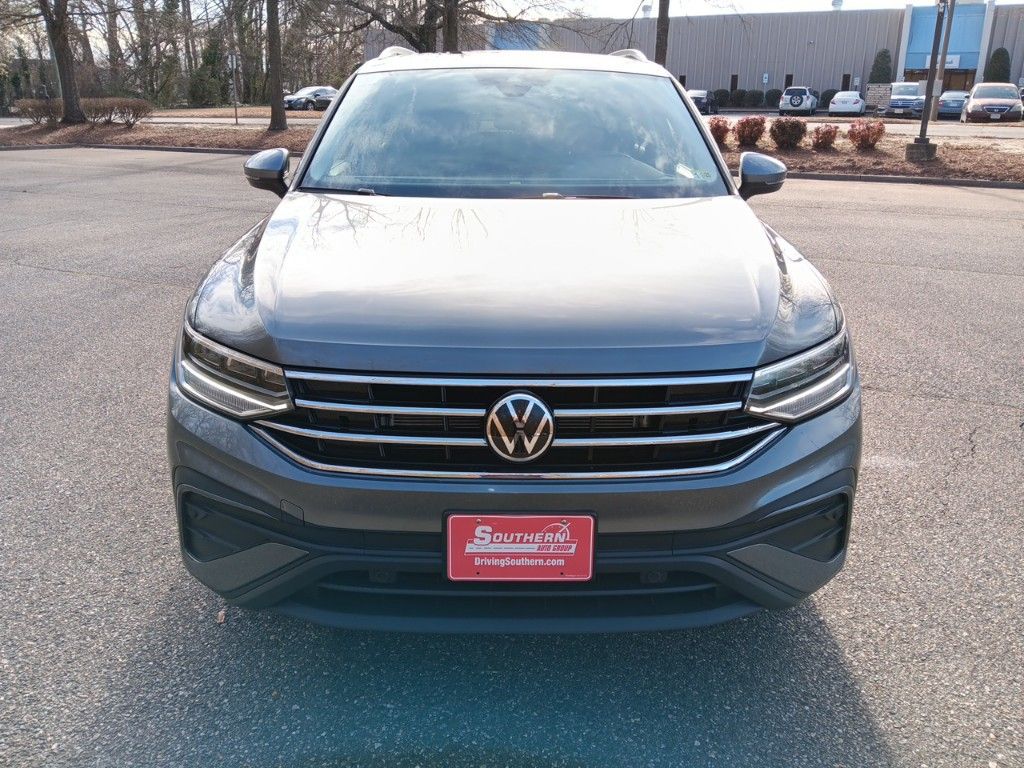 2024 Volkswagen Tiguan 2.0T SE 8