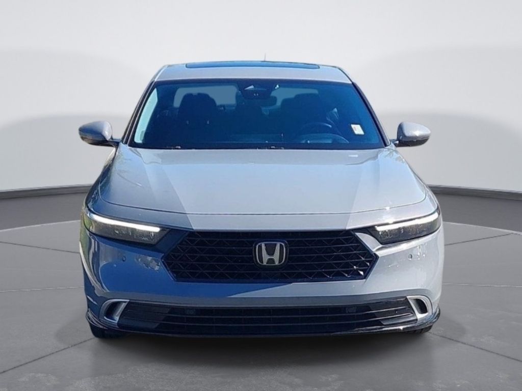 Used 2024  Honda Touring image 8