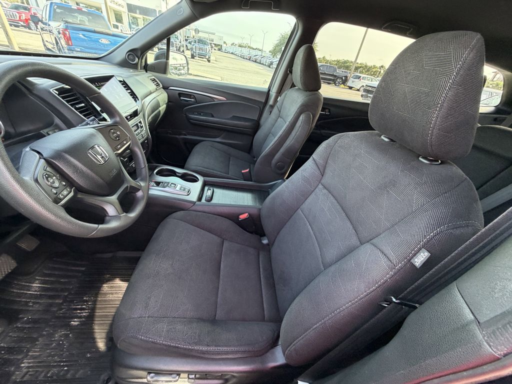 used 2022 Honda Pilot car, priced at $20,394