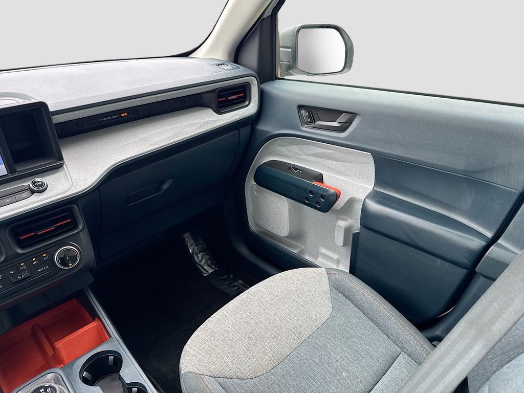 Used 2024 White Ford XLT image 21