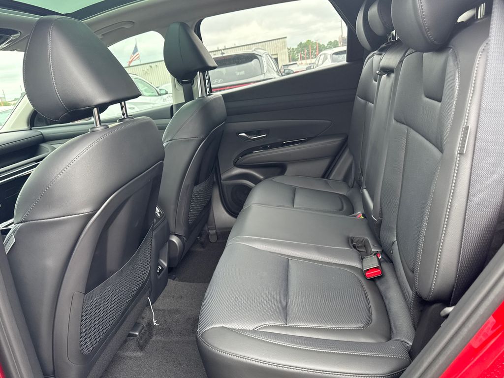2025 Hyundai Tucson Hybrid Limited photo 11