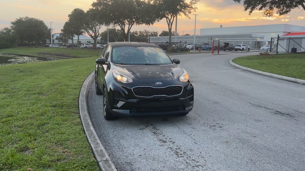 Thumbnail: 2022 Kia Sportage - 3