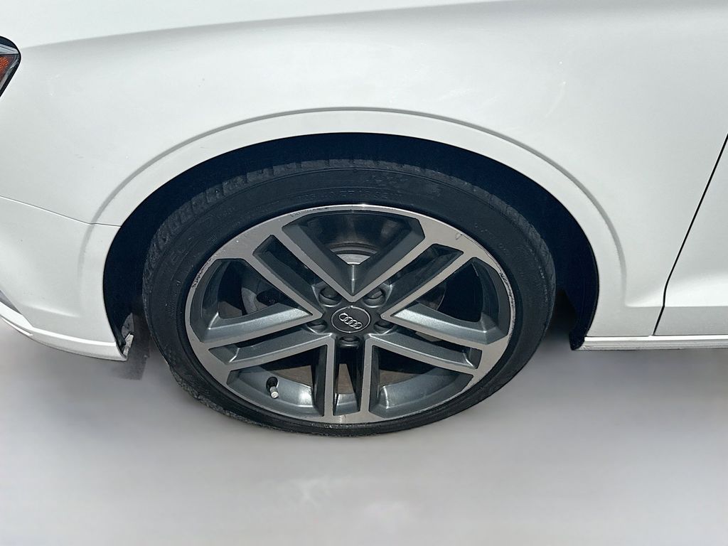 Used 2019 White Audi 2.0T Premium image 36