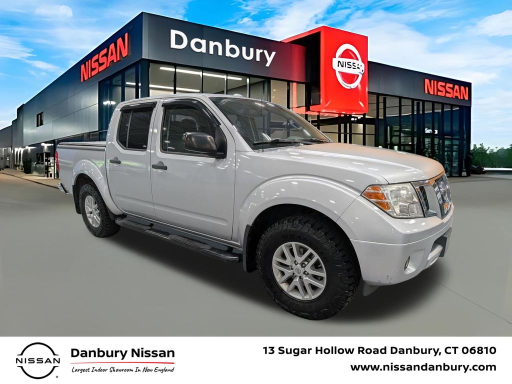 Brilliant Silver 2016 Nissan Frontier SV Crew Cab 4WD Pickup Truck Four-Wheel Drive 5-Speed Automatic Overdrive