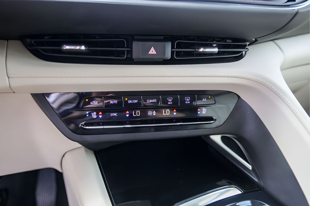 Used Car 2023 Buick Envision  Avenir For Sale Under $35,000 In Austin, Texas