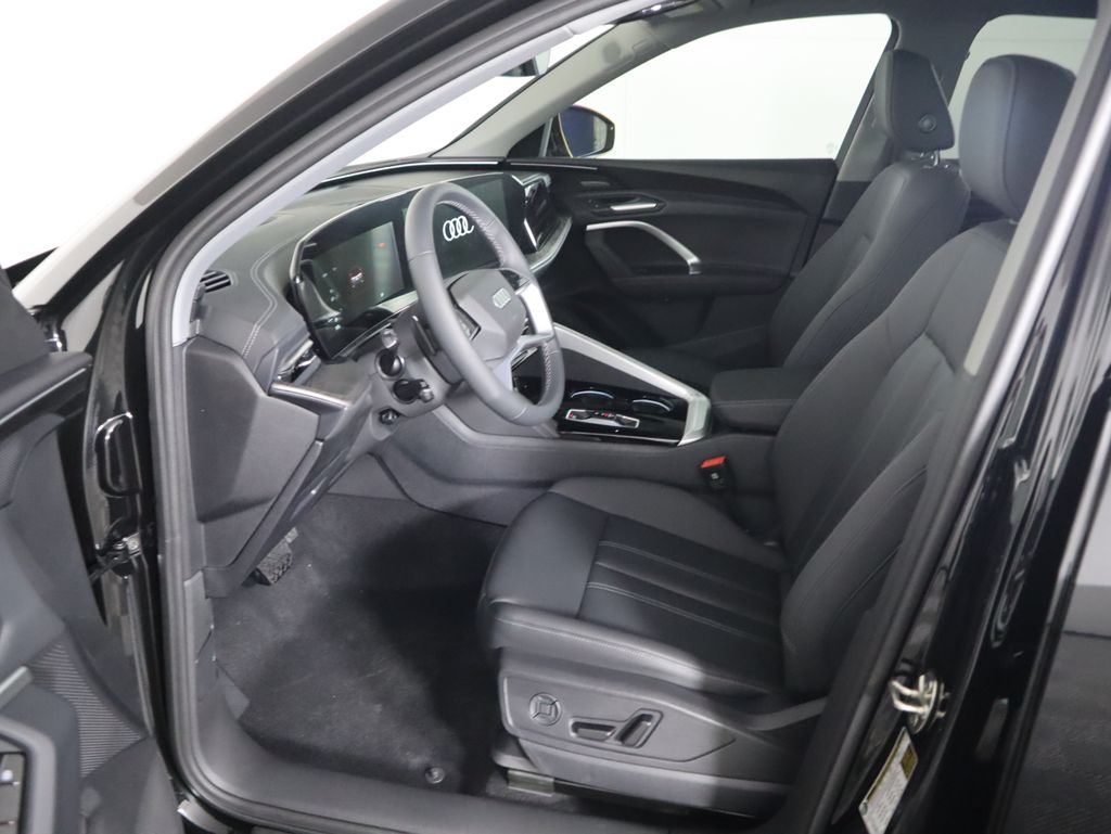 Thumbnail: 2025 Audi Q5 - 20