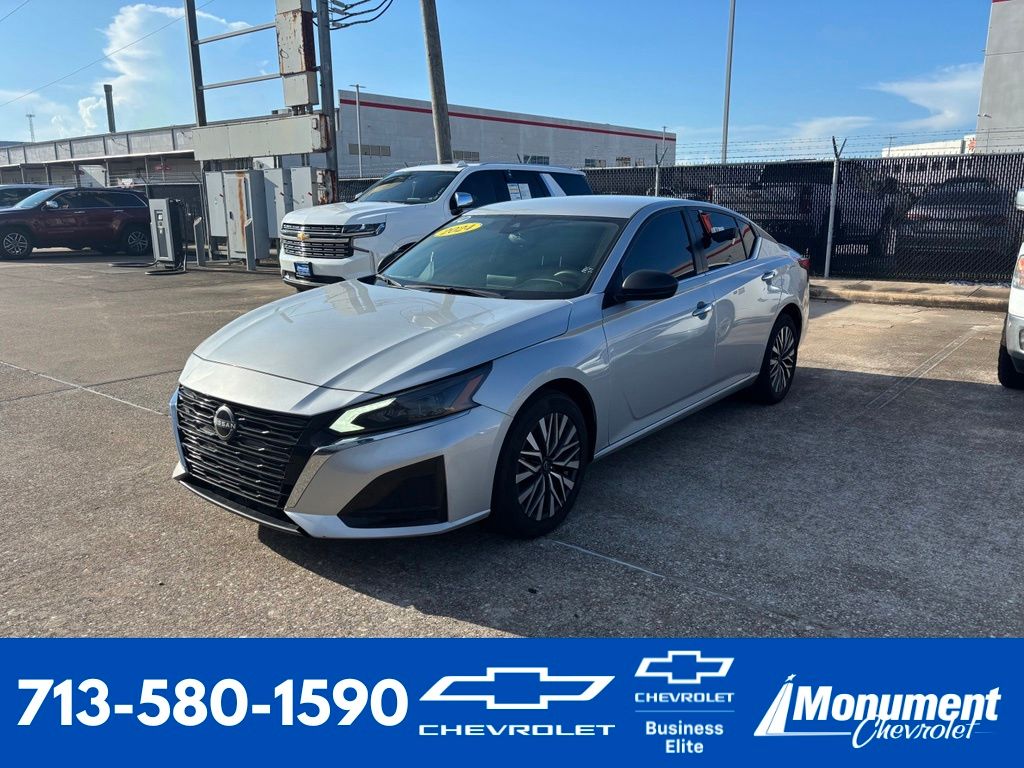 2024 Nissan Altima 2.5 SV Silver at South Houston Nissan