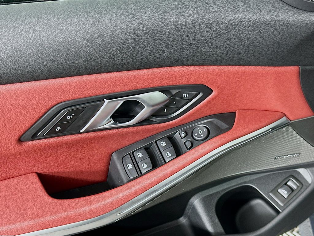 Thumbnail: 2025 BMW 3 Series - 20