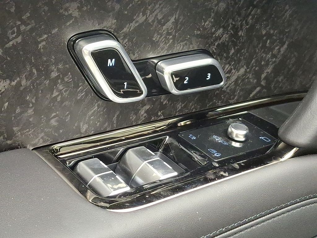 Thumbnail: 2026 Land Rover Range Rover Sport - 20