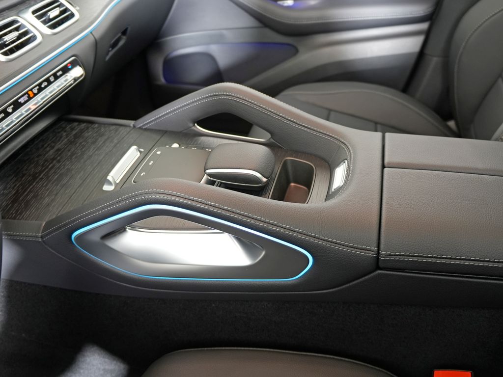 new 2026 Mercedes-Benz GLE car, priced at $80,250