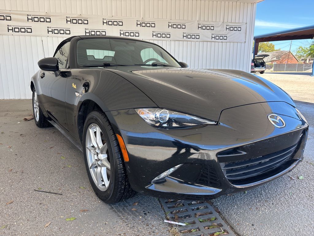 2016 Mazda MX-5 Miata Sport Convertible