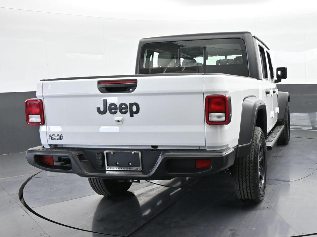 New 2026 bright white clearcoat Jeep Sport image 5