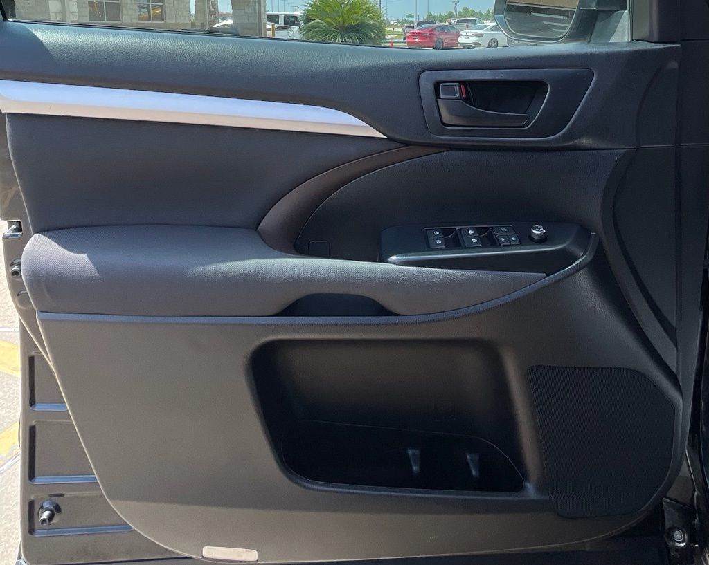 2018 Toyota Highlander LE Black at DeMontrond Mazda