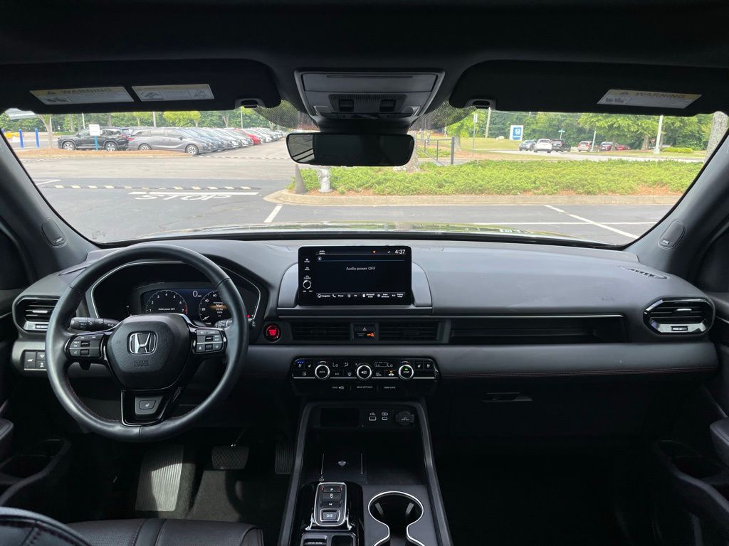 Thumbnail: 2025 Honda Pilot - 10