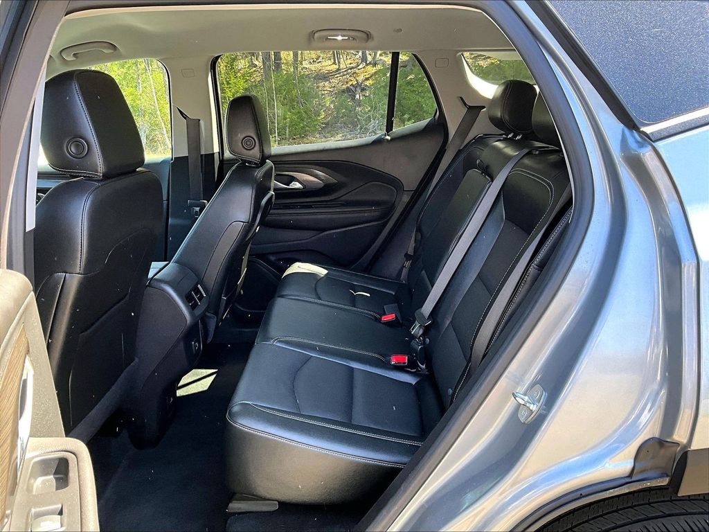 2023 GMC Terrain — photo 16