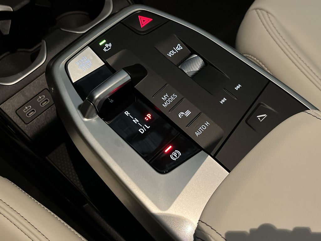 Thumbnail: 2026 BMW X1 - 20