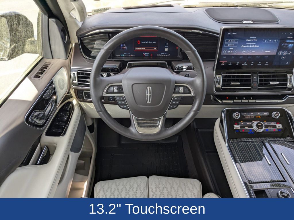 2024 Lincoln Navigator L Black Label