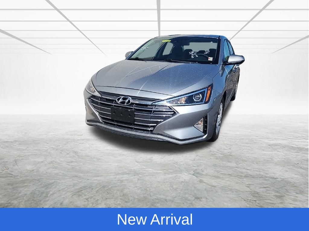 Stellar Silver 2020 Hyundai Elantra Sedan Front-Wheel Drive Continuously Variable Transmission