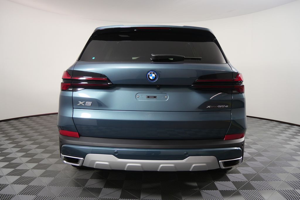 Thumbnail: 2026 BMW X5 - 4