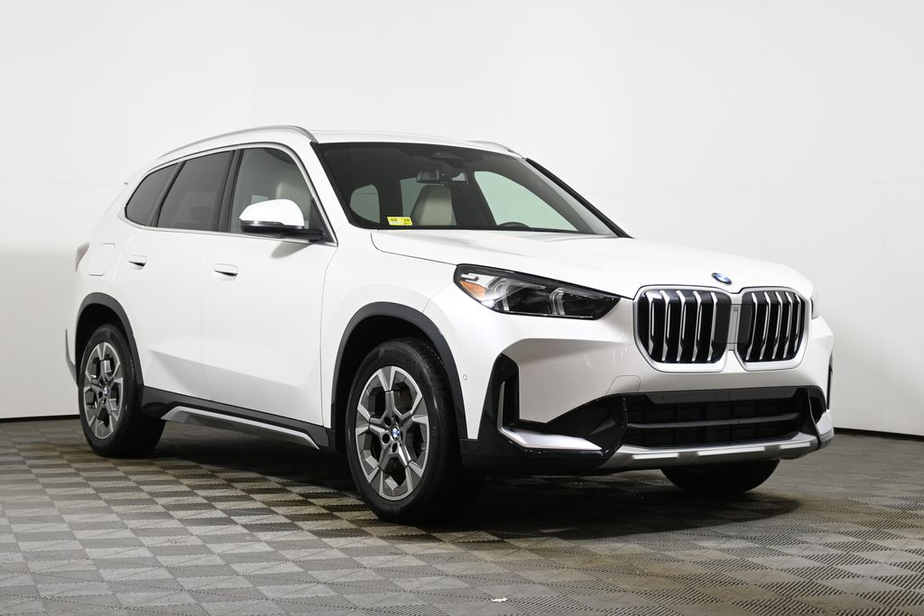 Thumbnail: 2025 BMW X1 - 9