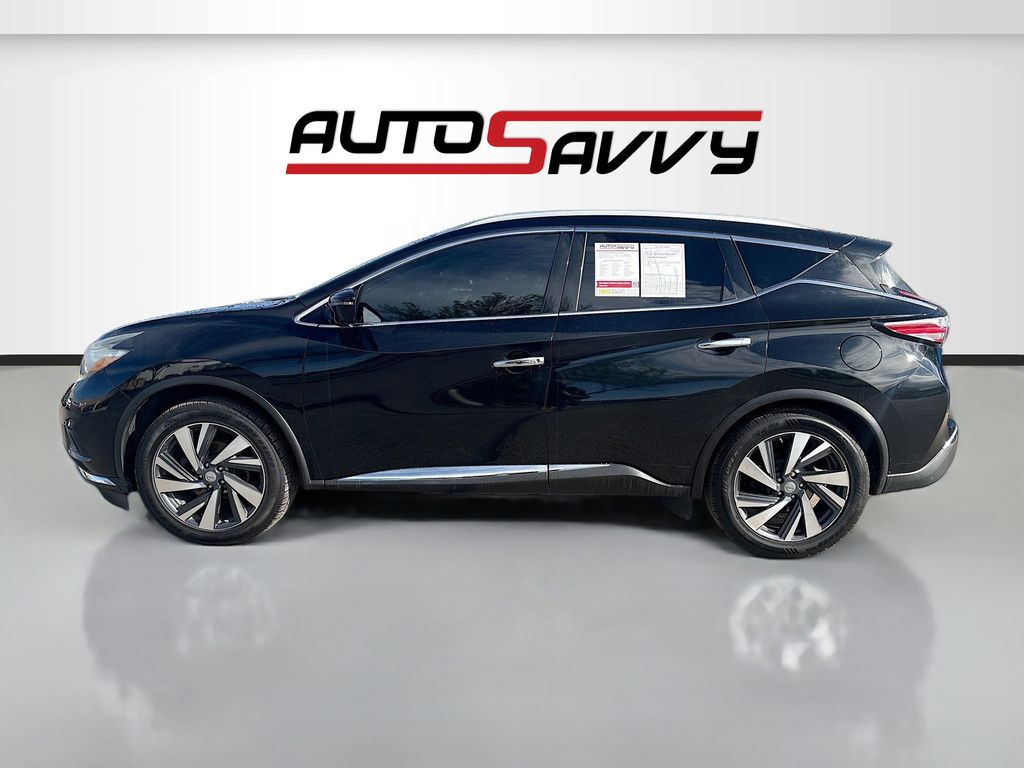 Used 2016 Black Nissan Platinum image 4