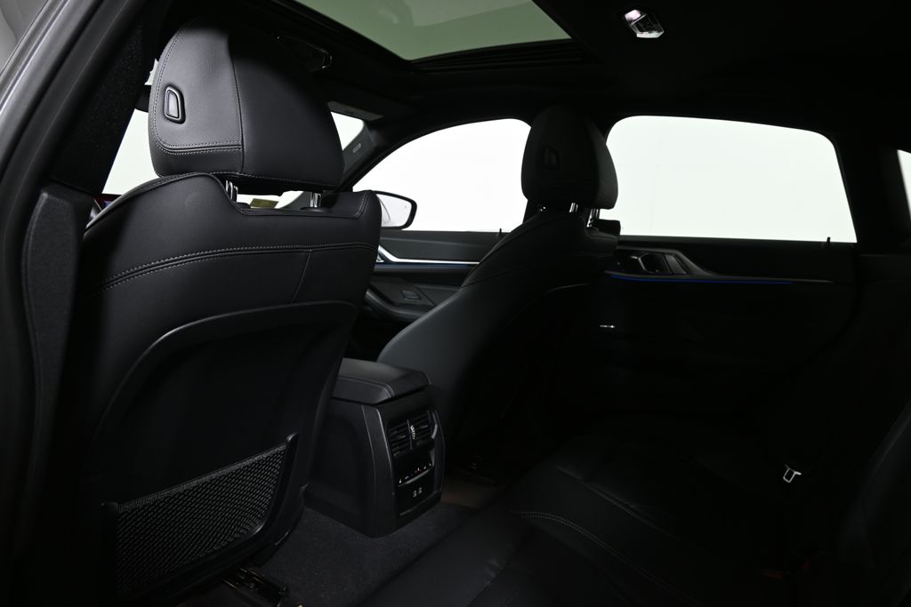 Thumbnail: 2024 BMW i4 - 7