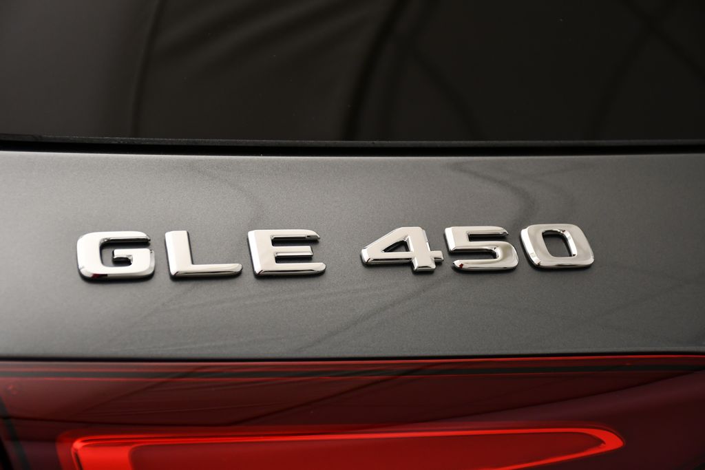 Thumbnail: 2026 Mercedes-Benz GLE - 9