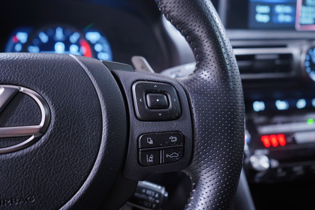 Thumbnail: 2022 Lexus IS - 21