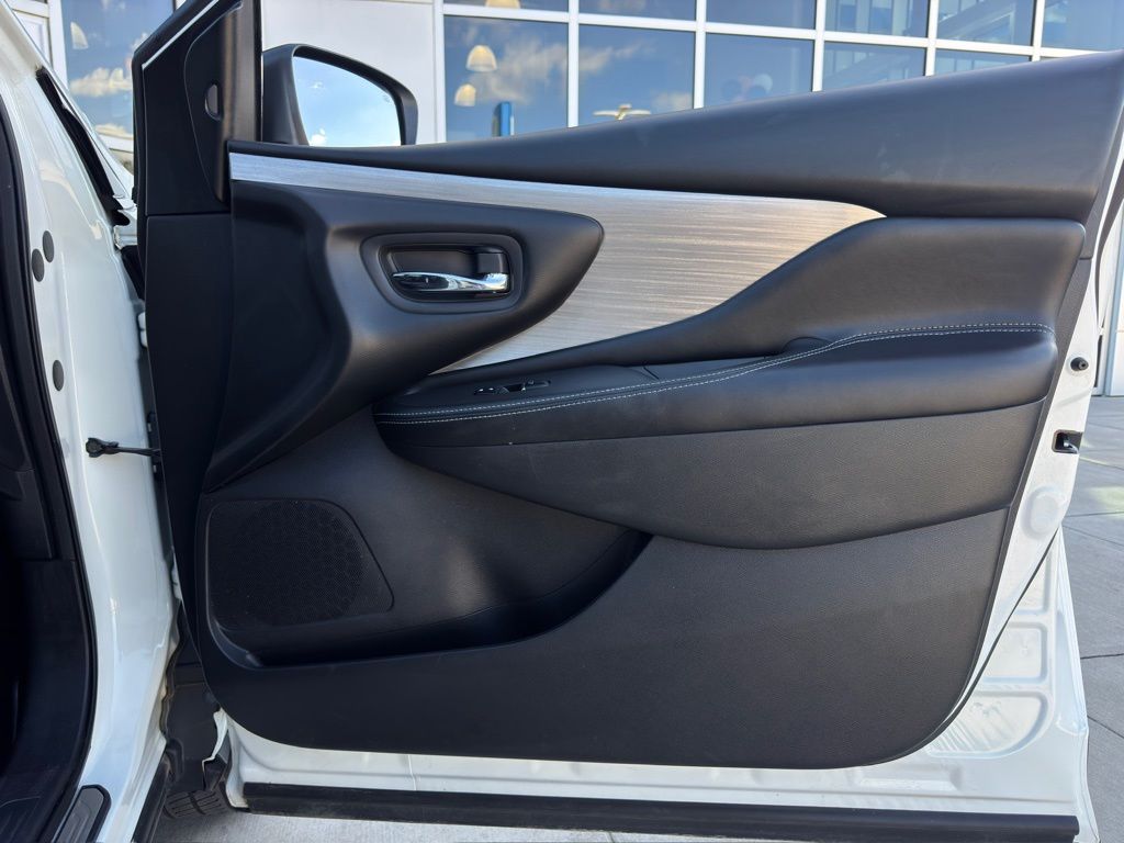 2017 Nissan Murano Platinum White at Westside Lexus