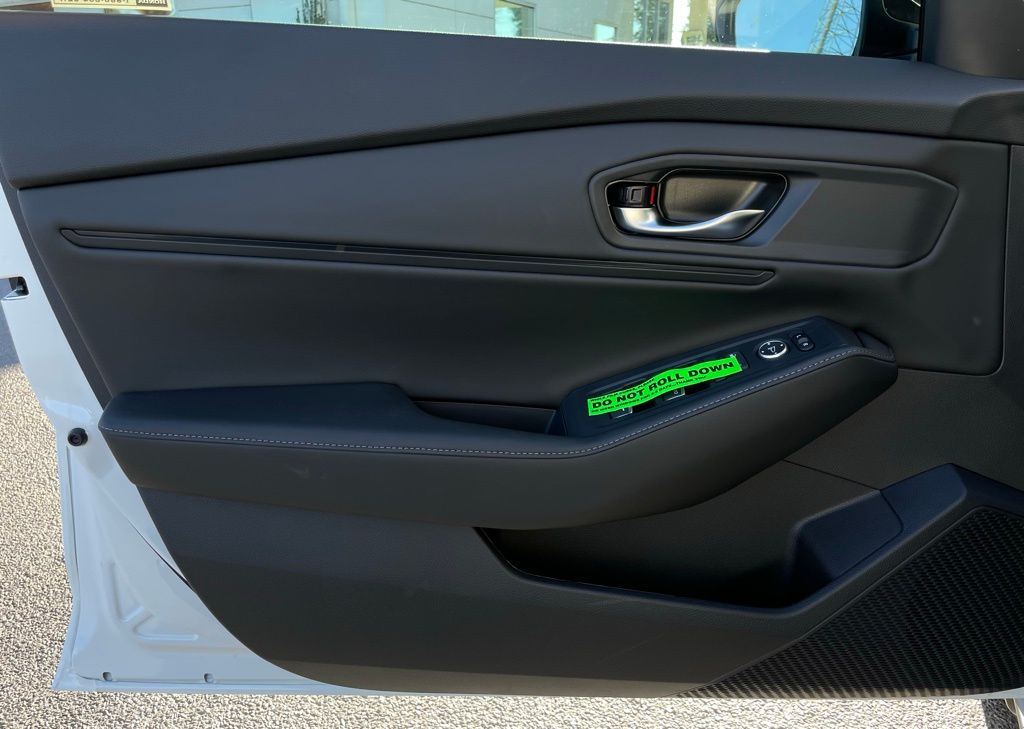 Thumbnail: 2025 Honda Accord - 24