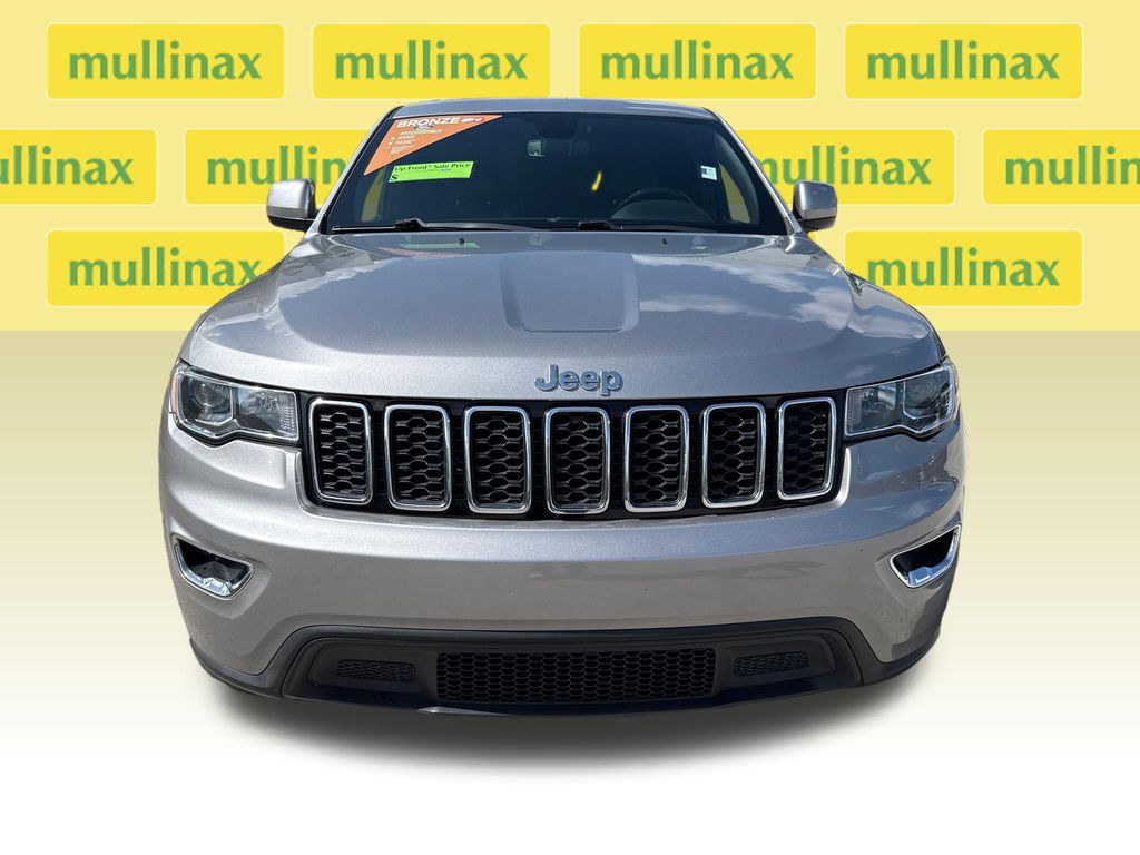 Used 2020 Silver Jeep Laredo E image 10
