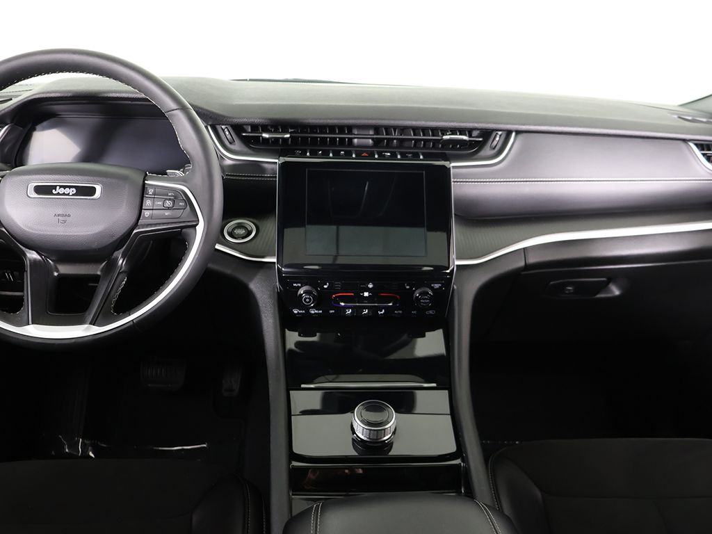 Used 2023 Gray Jeep Altitude image 39