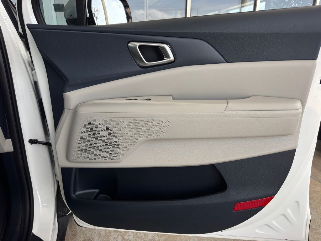 2026 Kia Carnival EX White at Big Star Buick GMC