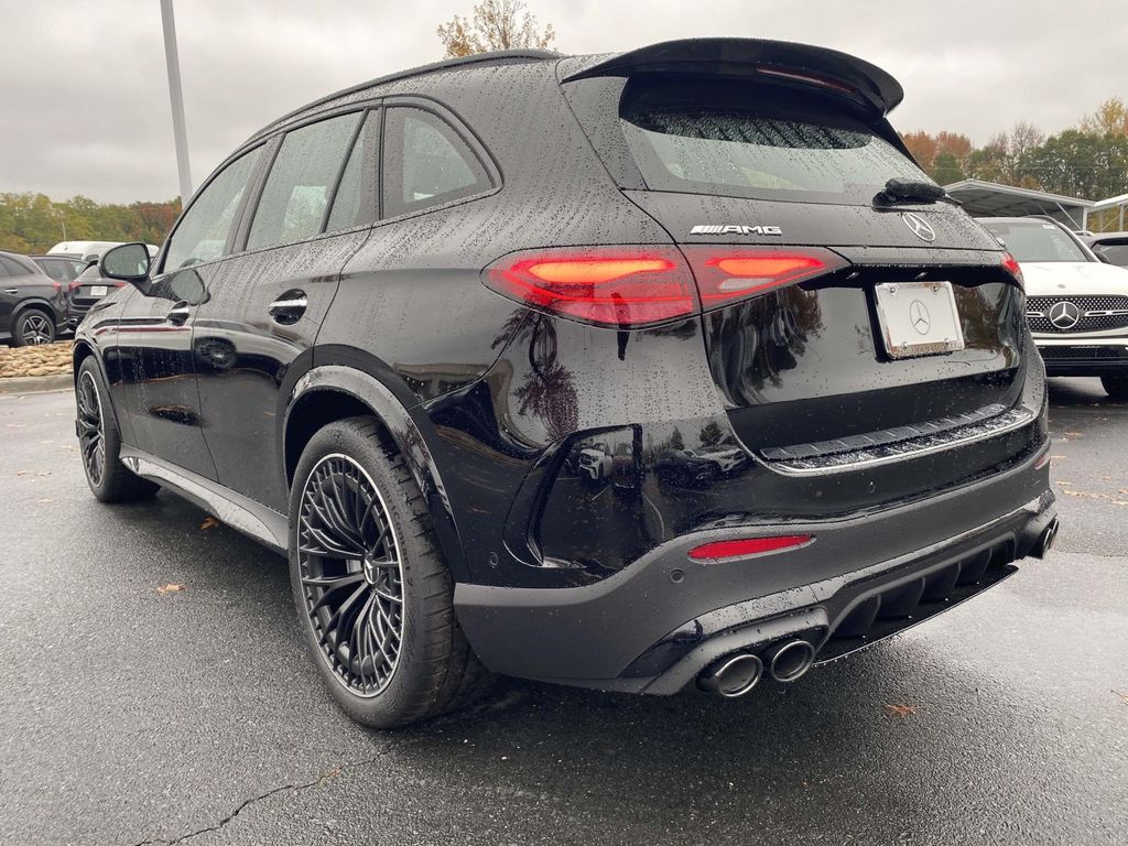 2025 Mercedes-Benz GLC 43 AMG 7